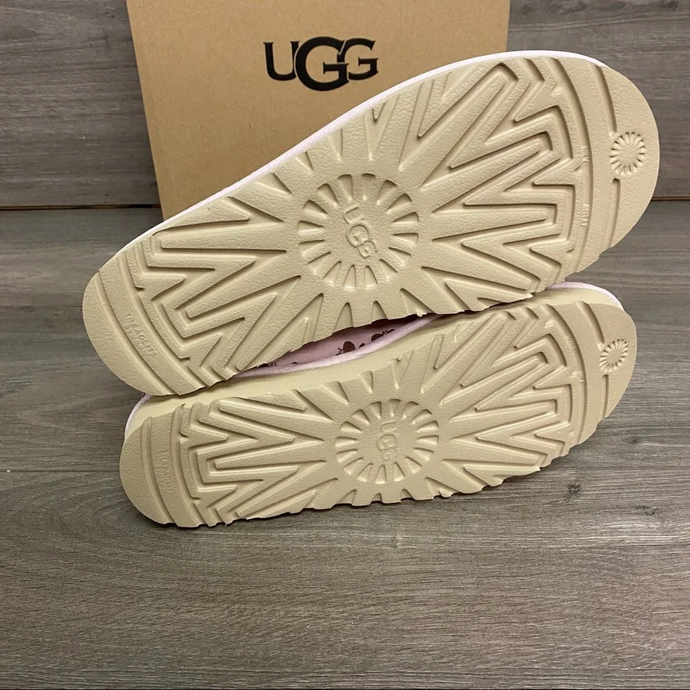 UGG | Classic Mini Floral Foil Seashell Pink New In Box - Picture 6 of 8